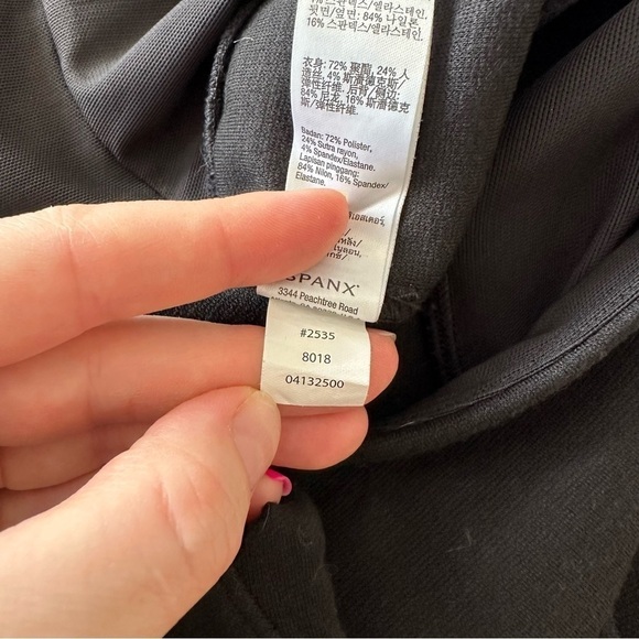 Assets Red Hot Label by Spanx High Rise Shapwear Leggings Black - Picture 10 of 13